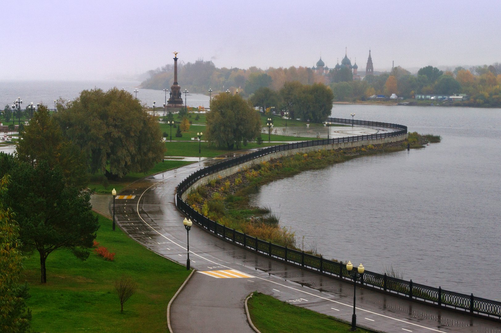 Ярославль достопримечательности стрелка фото