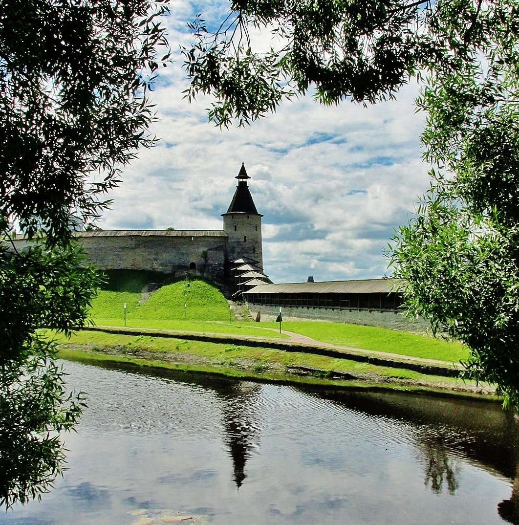 плоская башня псковского кремля