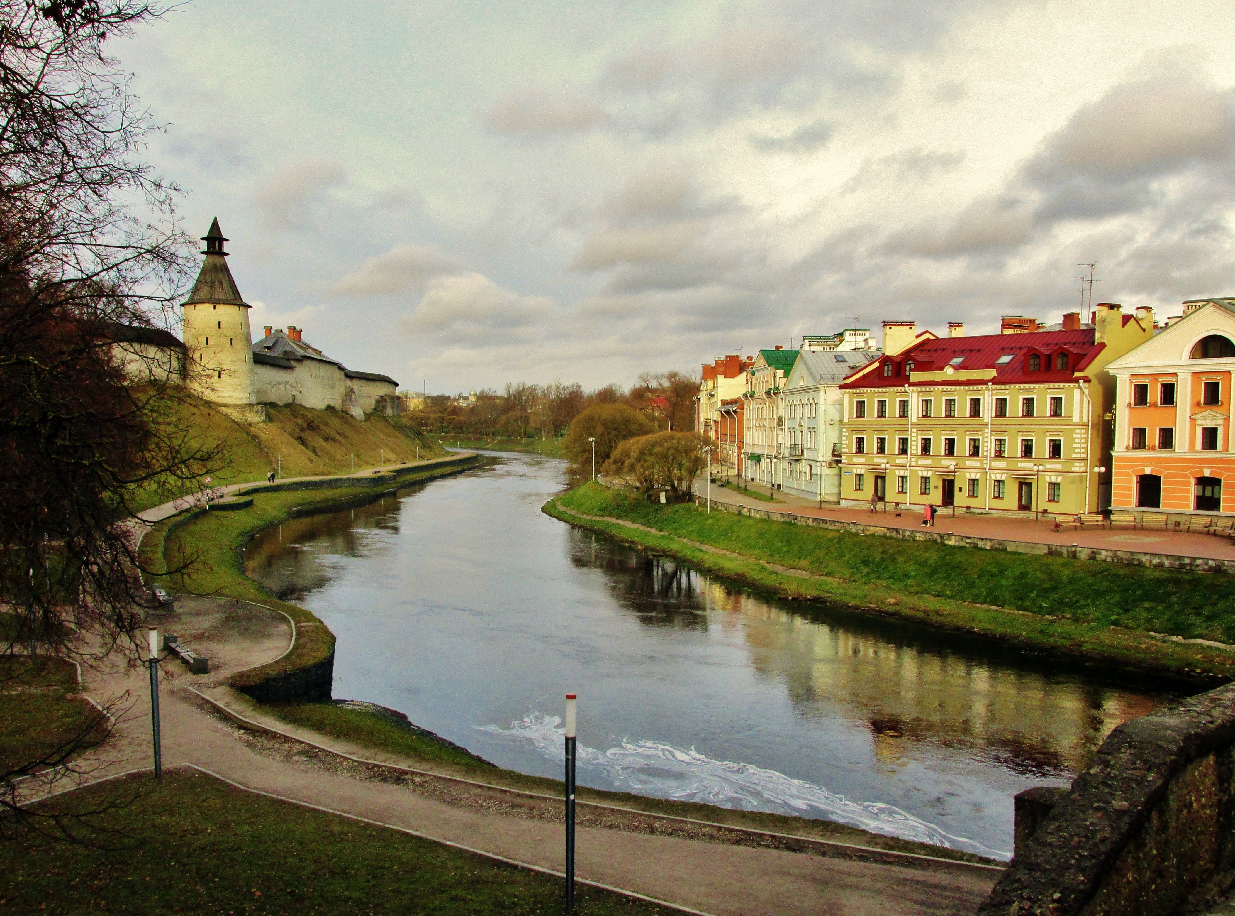 Река в пскове